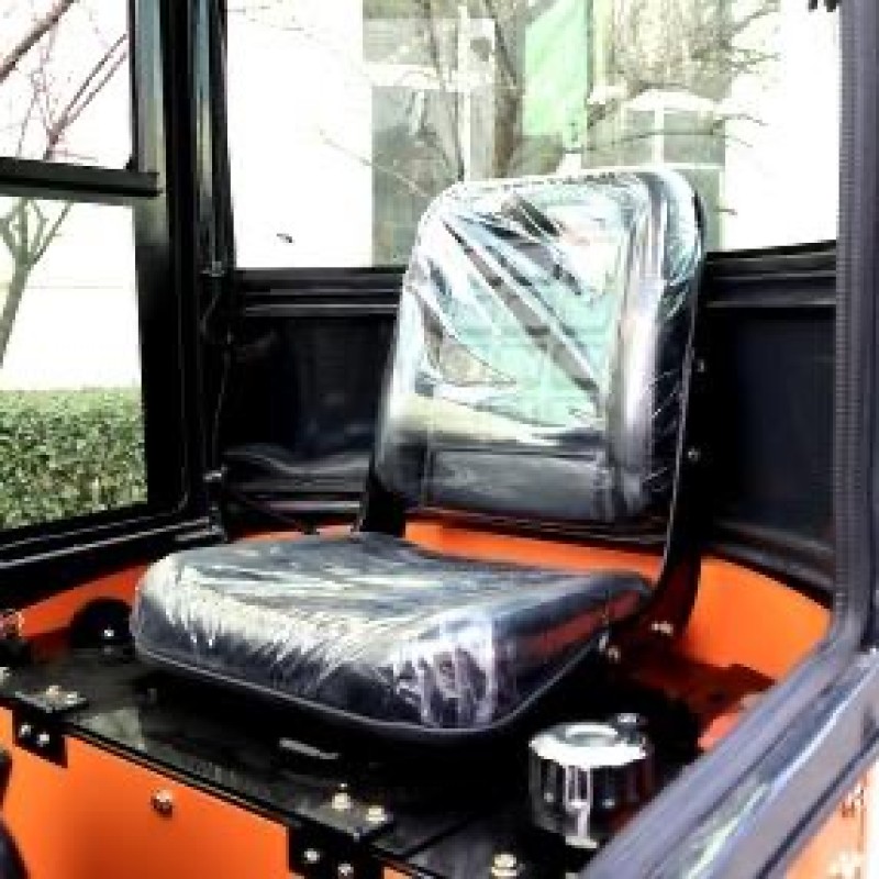 Tuff-Lift Mini Excavator Digger - EPA Certified 1.15 Ton - Briggs & Stratton Engine - NM-E10 WITH CABIN